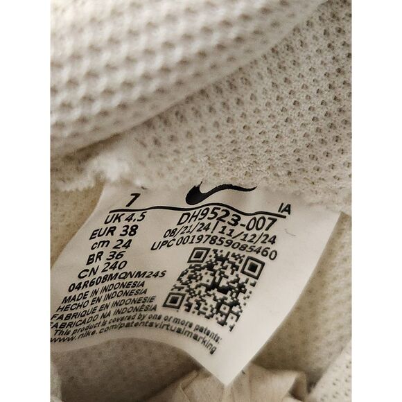 Nike Waffle Debut Women’s Size 7 – Soft Pearl & Summit White Sneakers - Picture 9 of 11